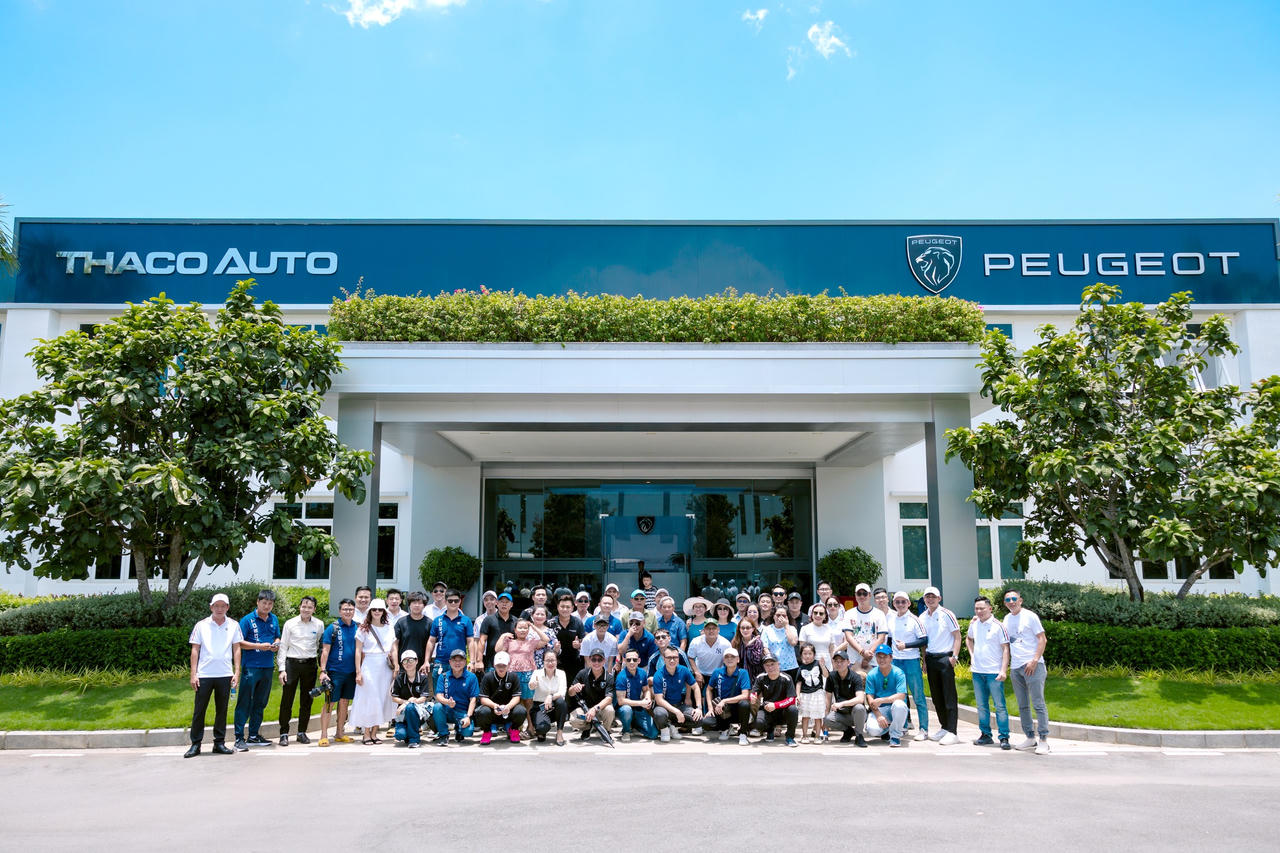 THACO AUTO đồng hành cùng Hành trình Hội ngộ 3 miền của Peugeot Club Việt Nam 
