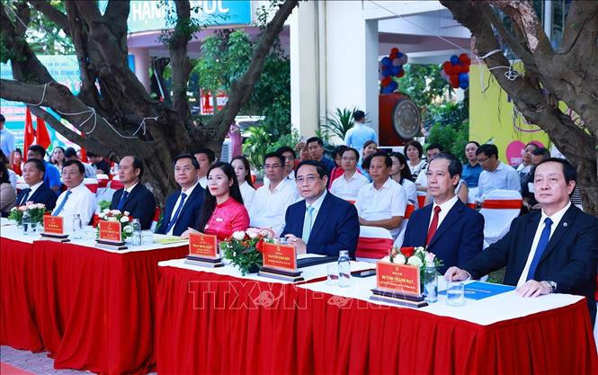 Thủ tướng Phạm Minh Chính: Dạy tốt, học tốt để đưa dân tộc Việt Nam trở thành một dân tộc thông thái