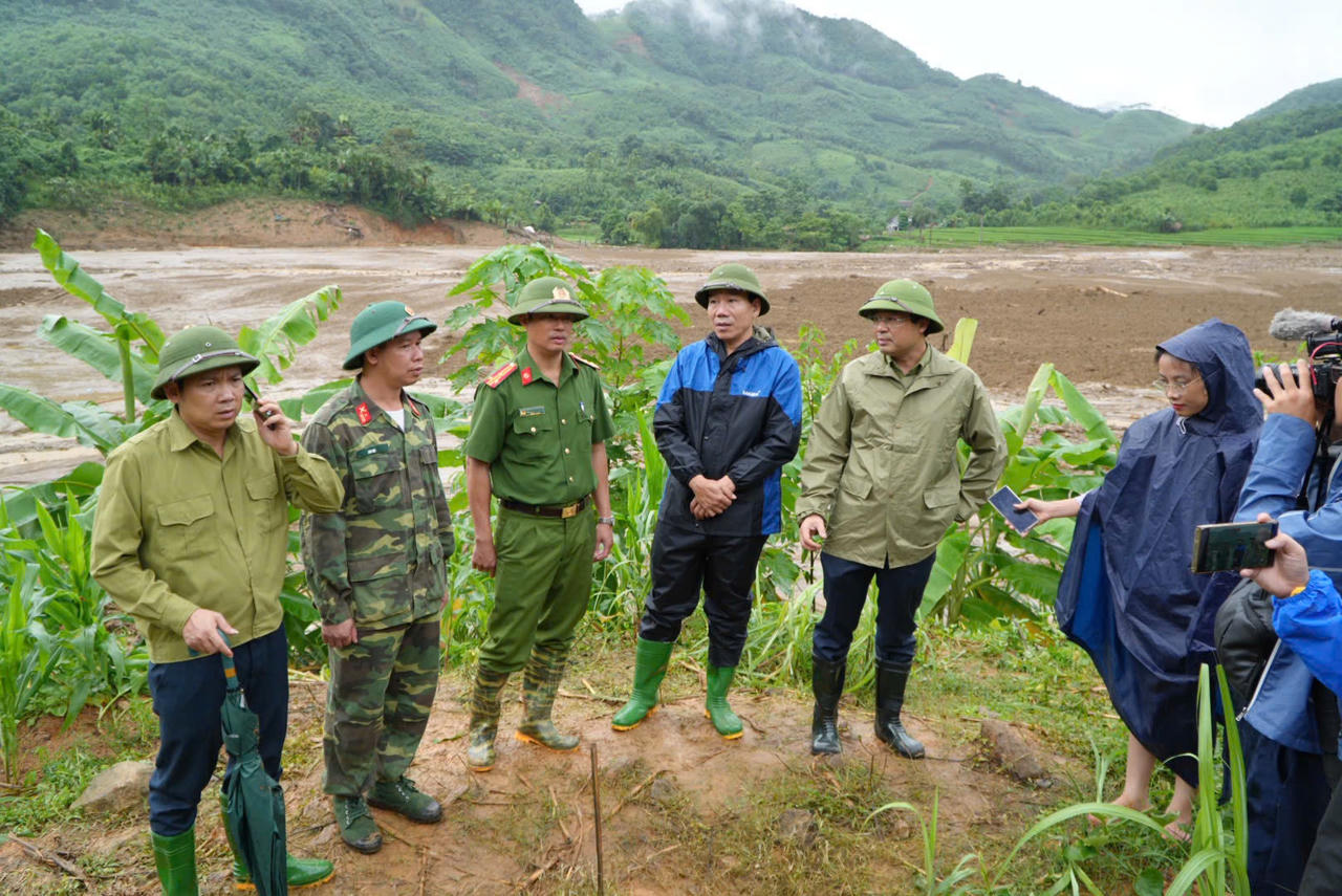 25 người chết, 70 người mất tích trong trận lũ quét thôn Làng Nủ (Lào Cai)