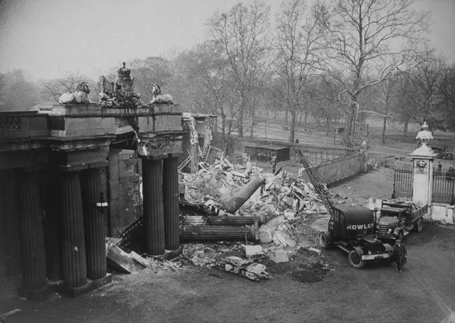 Thứ 6 ngày 13, loạt sự kiện đáng chú ý xảy ra trên thế giới 