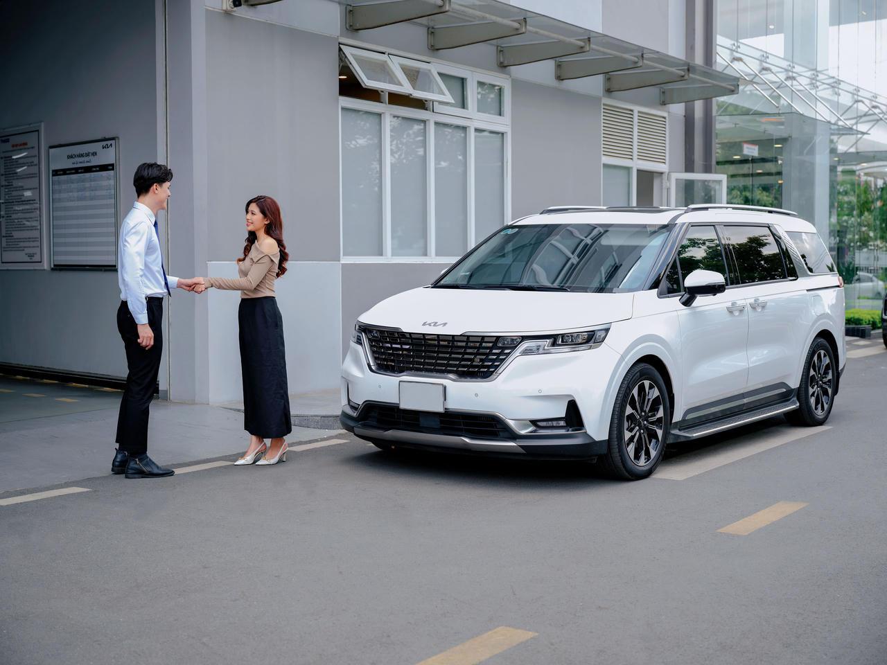 THACO AUTO tăng cường hỗ trợ khách hàng khu vực miền Bắc 