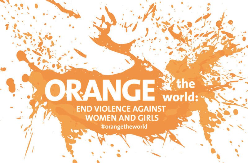 Có một bầu trời màu cam