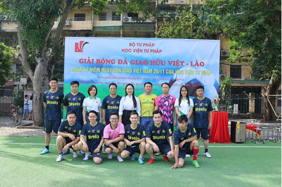 Học viện tư pháp tổ chức Giải bóng đá giao hữu Việt - Lào