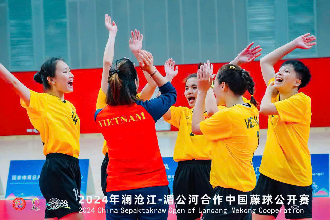 Cầu mây Việt Nam tỏa sáng rực rỡ tại Giải Sepaktakraw Trung Quốc mở rộng 2024