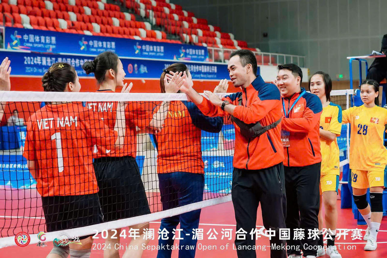 Cầu mây Việt Nam tỏa sáng rực rỡ tại Giải Sepaktakraw Trung Quốc mở rộng 2024