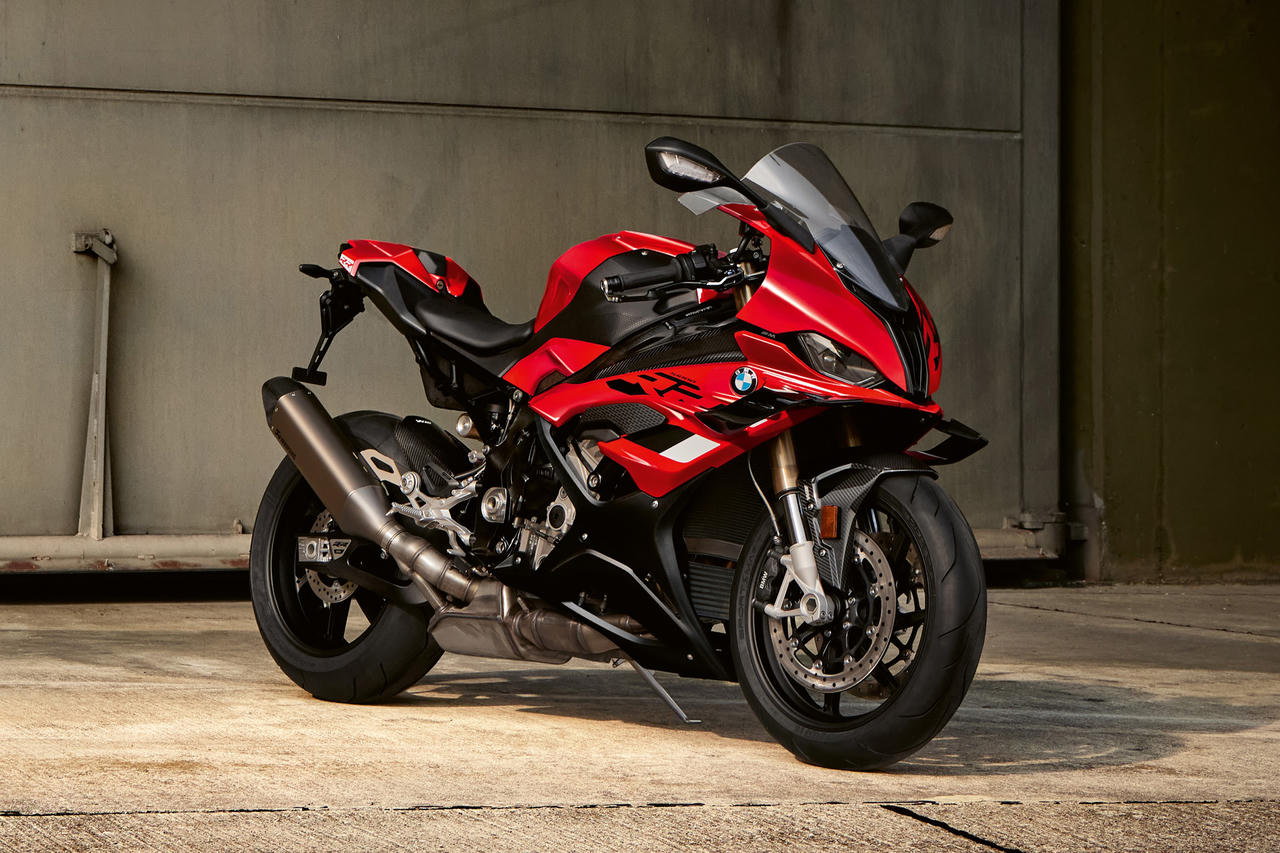 Khởi động mùa lễ hội với ưu đãi hấp dẫn từ BMW – MINI – BMW MOTORRAD