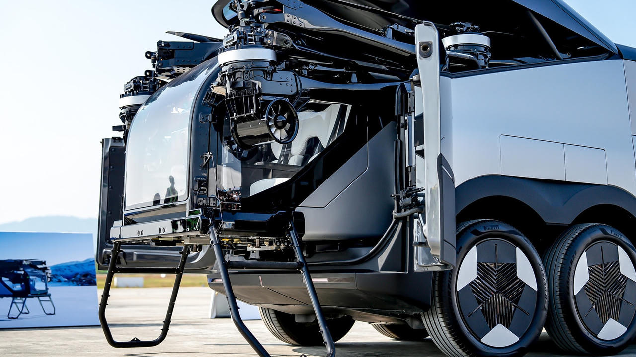 Trình diễn ấn tượng, ô tô bay của Xpeng nhận hơn 2.000 đơn đặt hàng