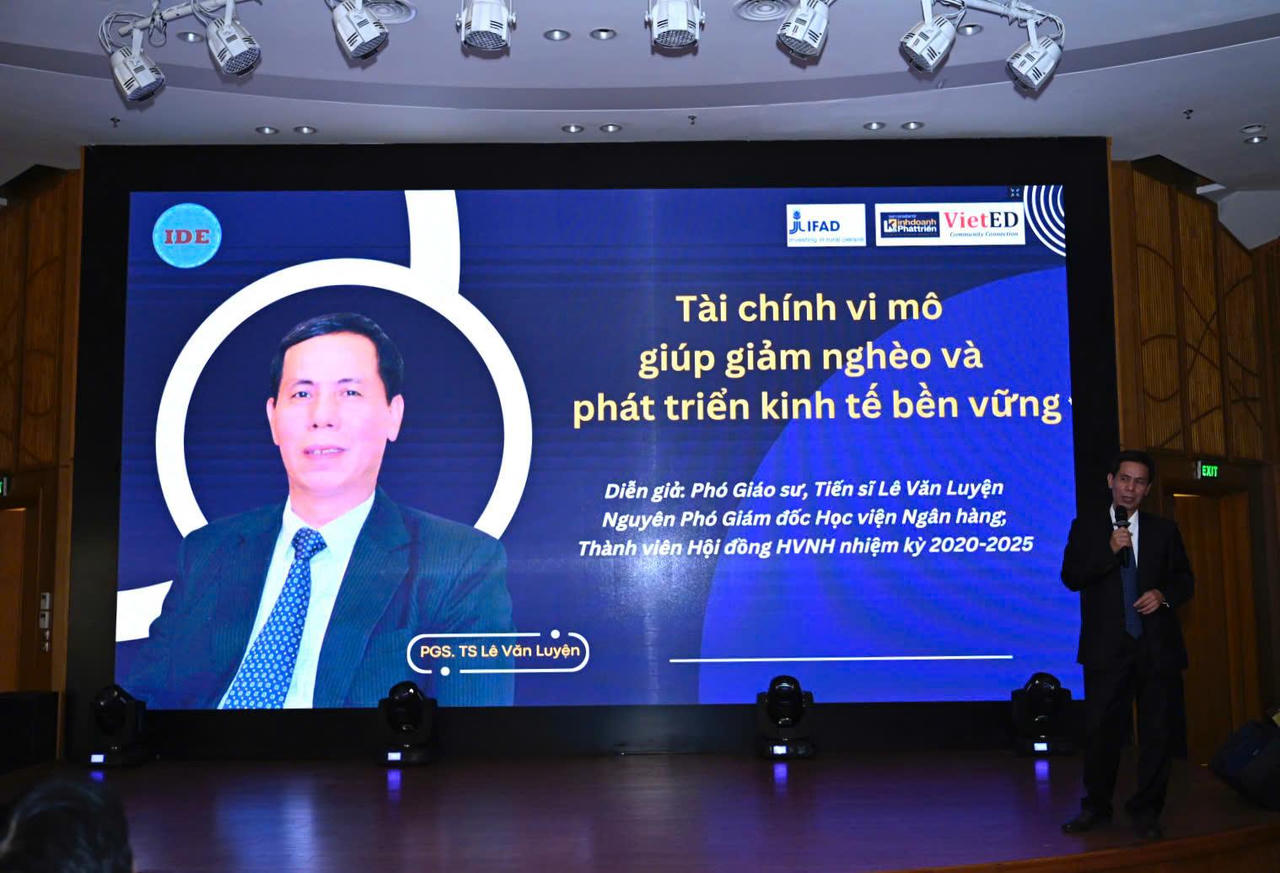 Tọa đàm 'Tài chính vi mô: Cơ hội vươn lên cho người nghèo và doanh nghiệp siêu nhỏ'