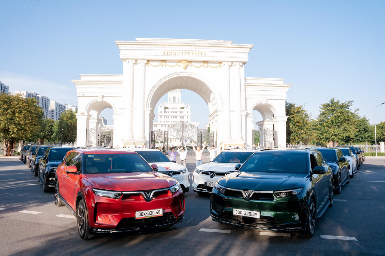 Được nhiều người có sức ảnh hưởng ủng hộ, bí quyết thành công của VinFast nằm ở 3 yếu tố này