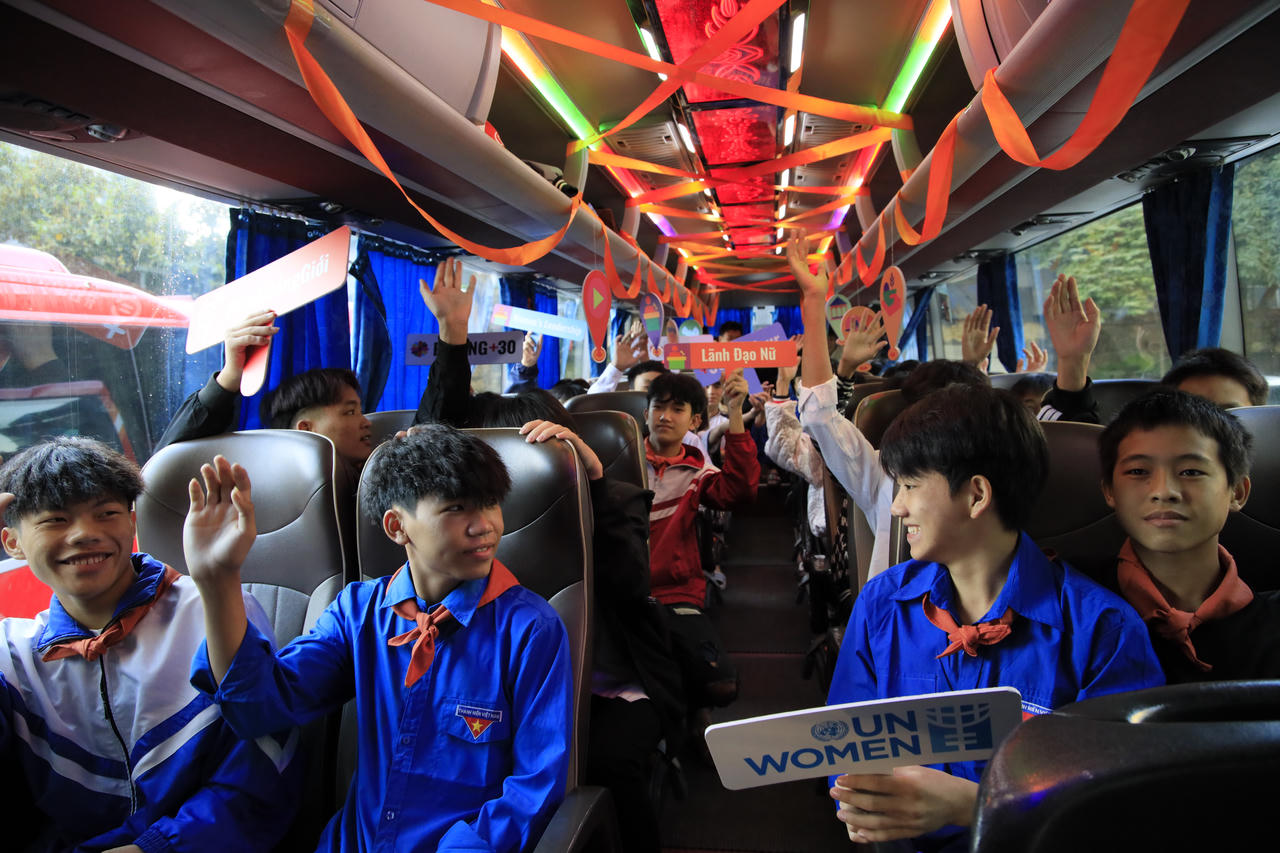 Truyền cảm hứng cho nữ thanh niên dân tộc thiểu số về bình đẳng giới và tinh thần lãnh đạo