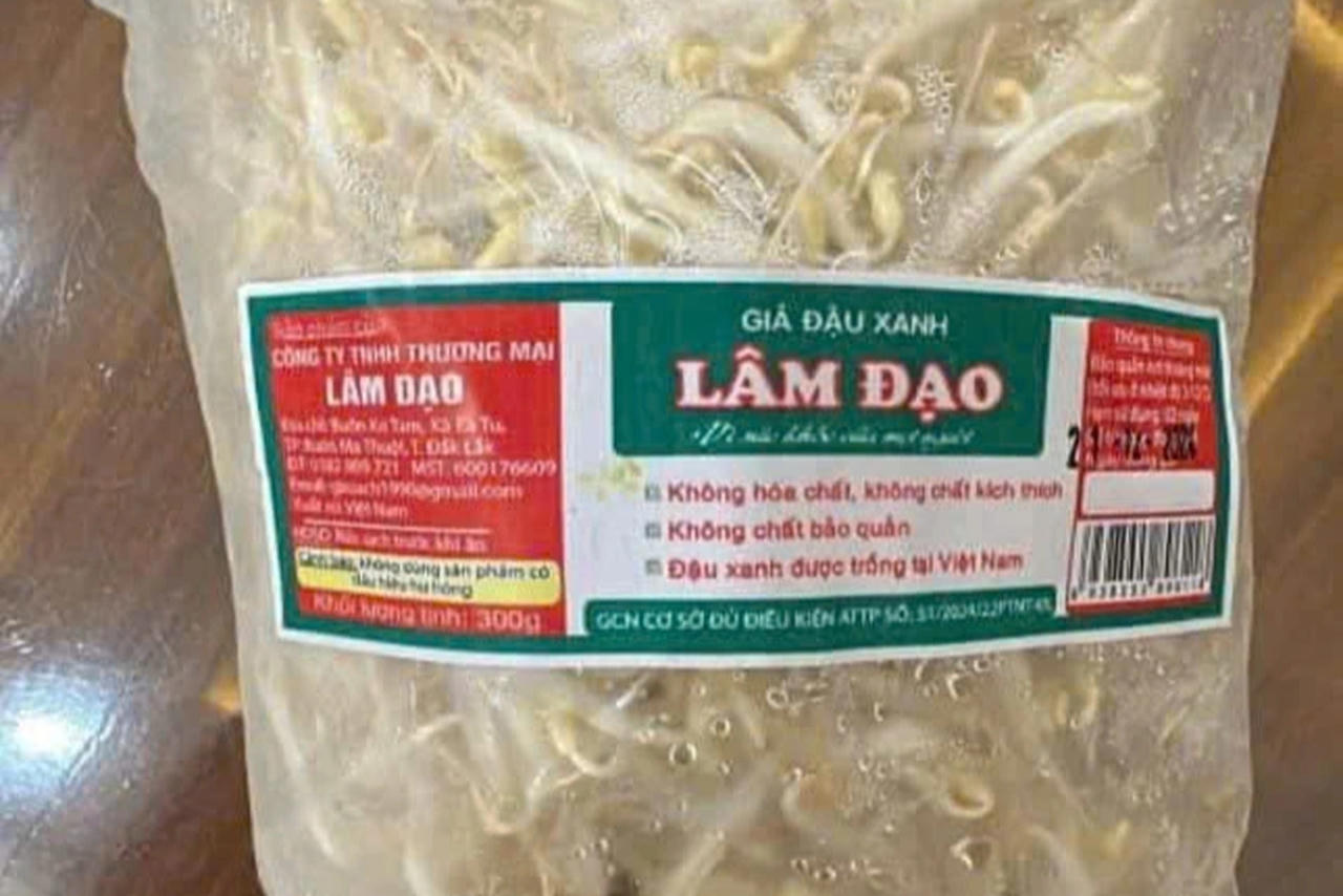 Rùng mình với loại hóa chất độc hại ngâm giá đỗ bán tại Bách Hóa Xanh 