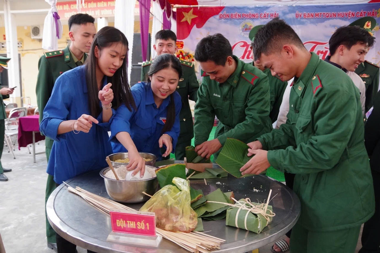 Hải Phòng: Tết ấm tình quân dân biển đảo