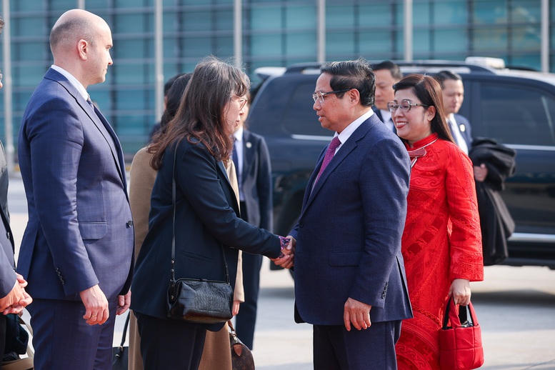 Thủ tướng Phạm Minh Chính và Phu nhân lên đường thăm chính thức Ba Lan, Czech và tham dự WEF tại Thụy Sĩ