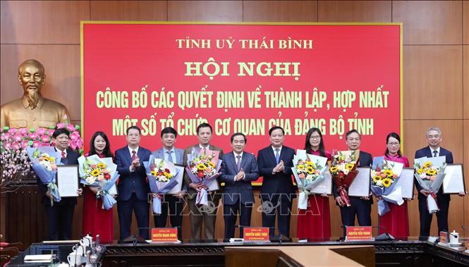 Nhiều địa phương công bố thành lập tổ chức, cơ quan mới