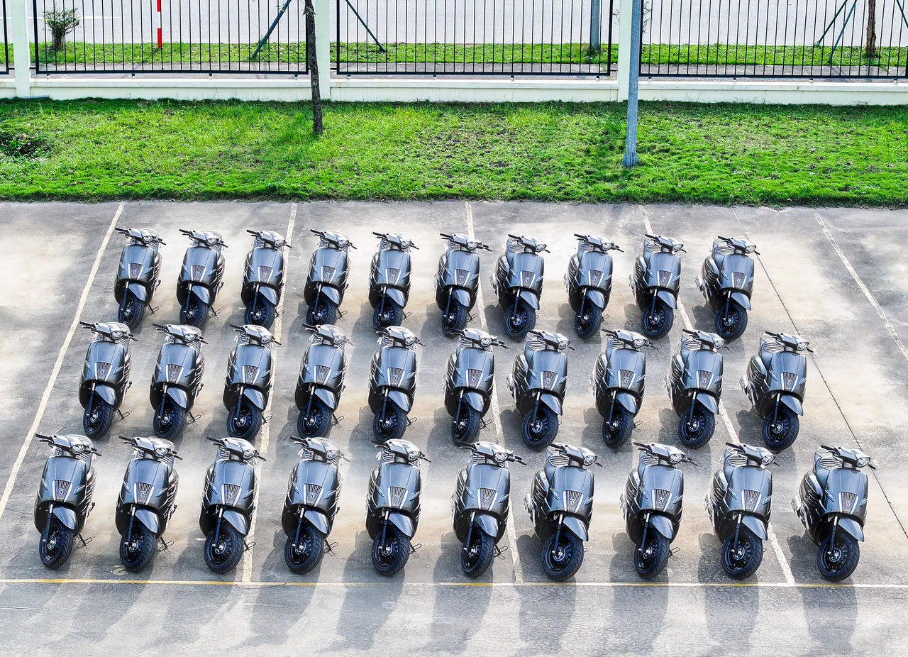 THACO AUTO đẩy mạnh xuất khẩu xe thương hiệu THACO và quốc tế