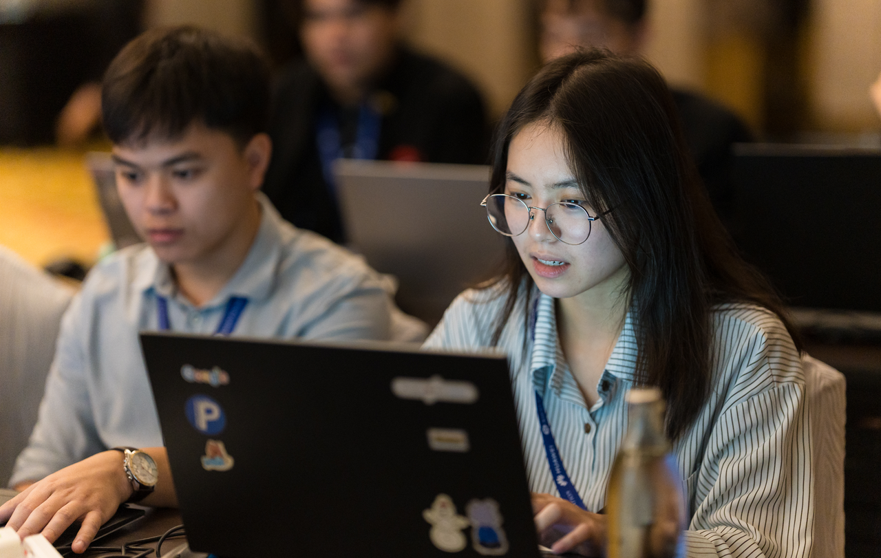 Sinh viên Việt Nam đại thắng, vào VCK toàn cầu cuộc thi Huawei ICT Competition