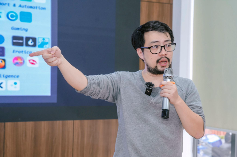 Liệu MC AI có thể thay thế được con người? 