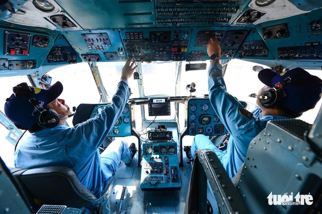 Mãn nhãn cảnh trực thăng, tiêm kích tập dượt trên bầu trời các tỉnh phía Nam 