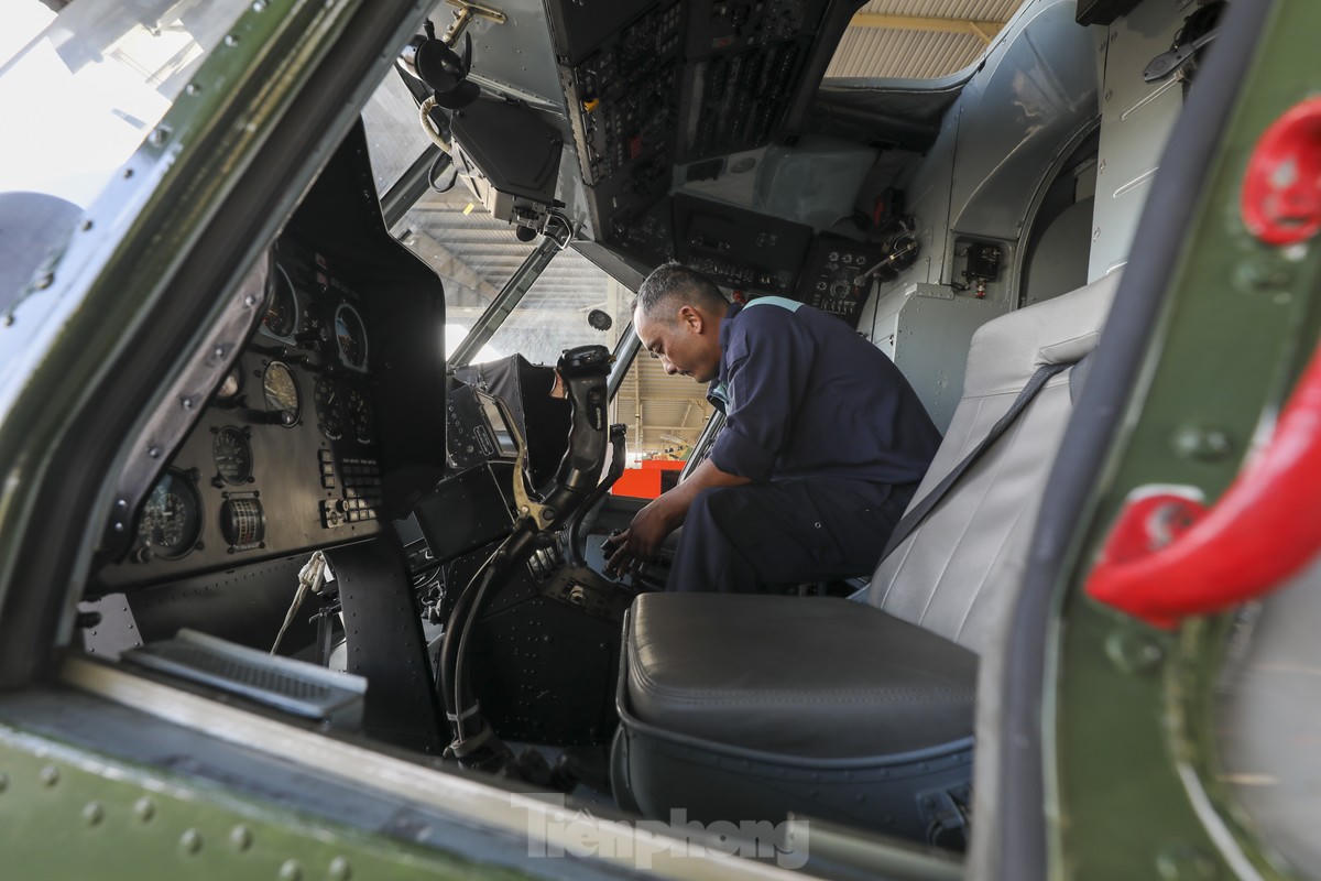 Mãn nhãn cảnh trực thăng, tiêm kích tập dượt trên bầu trời các tỉnh phía Nam 