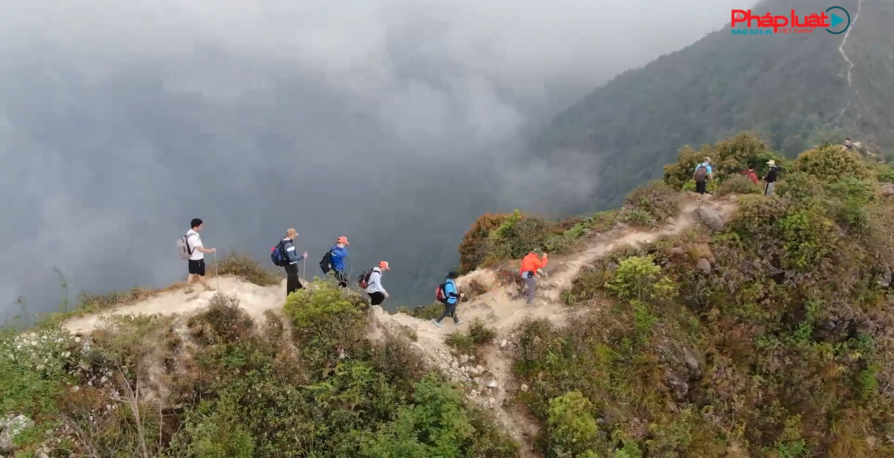 "Bước chân trên mây - Chinh phục đỉnh Tà Xùa" sắp đến ngày khởi tranh