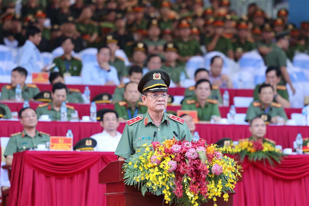 Phát lệnh xuất quân bảo đảm an toàn Lễ Kỷ niệm 50 Ngày Giải phóng miền nam, thống nhất đất nước