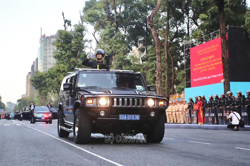 Phát lệnh xuất quân bảo đảm an toàn Lễ Kỷ niệm 50 Ngày Giải phóng miền nam, thống nhất đất nước