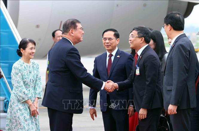 Thủ tướng Nhật Bản Ishiba Shigeru và Phu nhân bắt đầu thăm chính thức Việt Nam