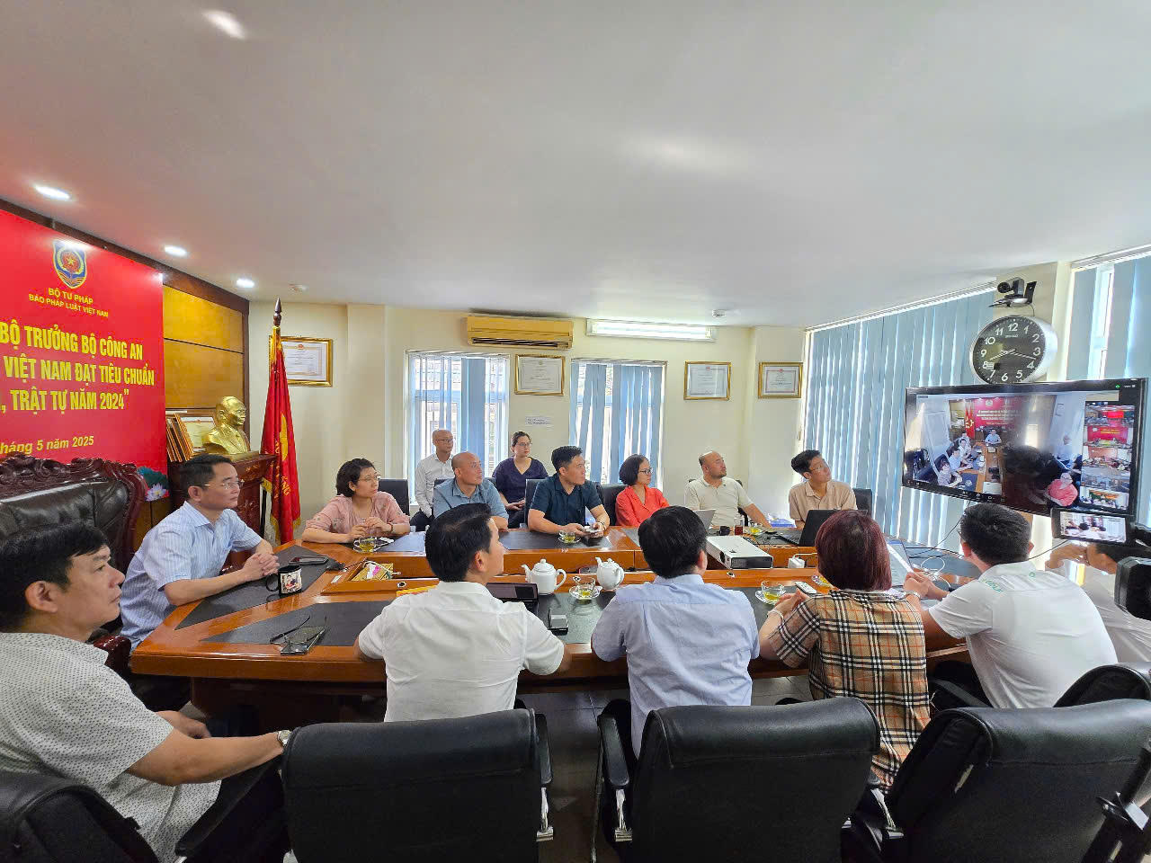 Bộ Tư pháp tham dự hội nghị quán triệt Nghị quyết số 66-NQ/TW và Nghị quyết số 68-NQ/TW 