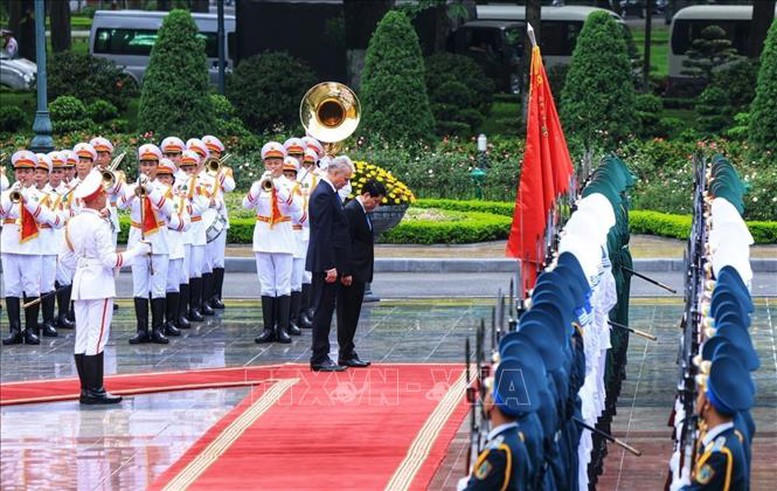 Chủ tịch nước Lương Cường chủ trì lễ đón Tổng thống Lithuania thăm chính thức Việt Nam