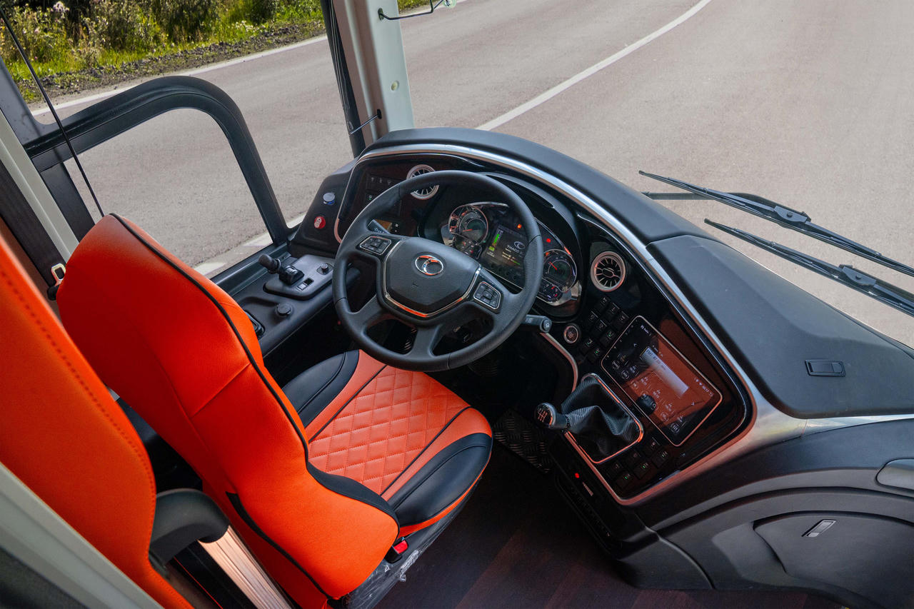 Nâng tầm trải nghiệm với xe giường nằm cao cấp thế hệ mới THACO Mobihome 120 