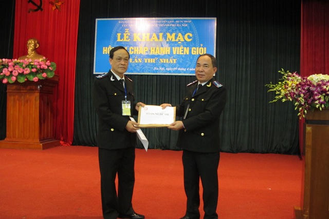 159 chấp hành viên Hà Nội tranh tài