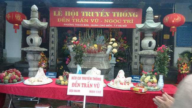 ​ Pho tượng “long bào đen” hơn 200 tuổi trở thành Bảo vật quốc gia