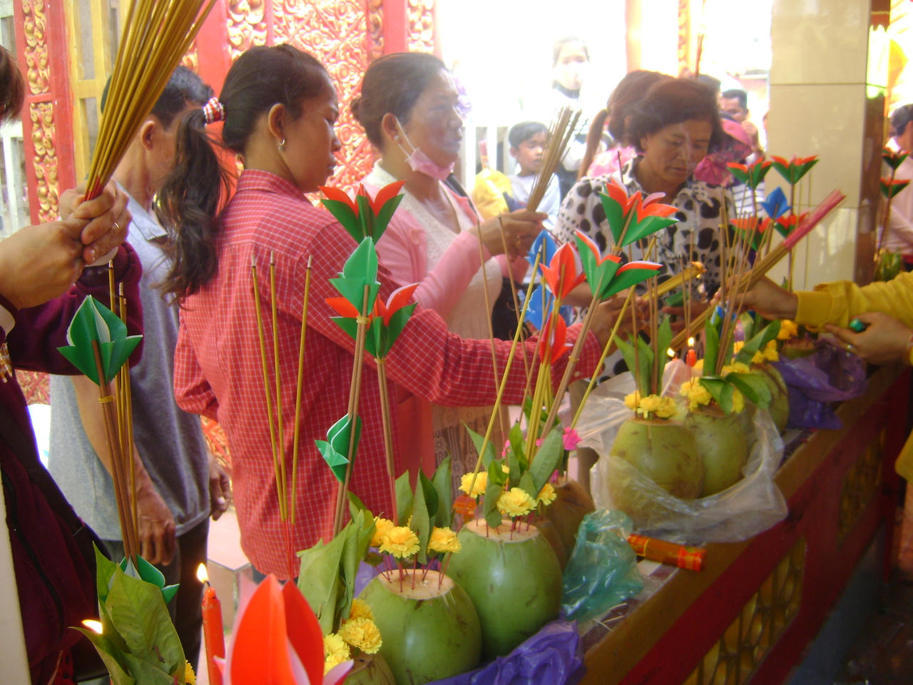 Độc đáo lễ hội cúng dừa ở Sóc Trăng