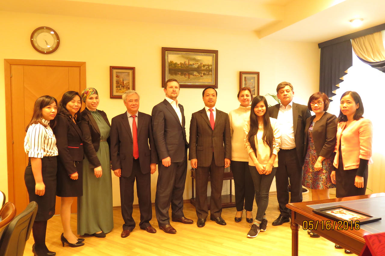 Thứ trưởng Trần Tiến Dũng thăm và làm việc tại Liên bang Nga