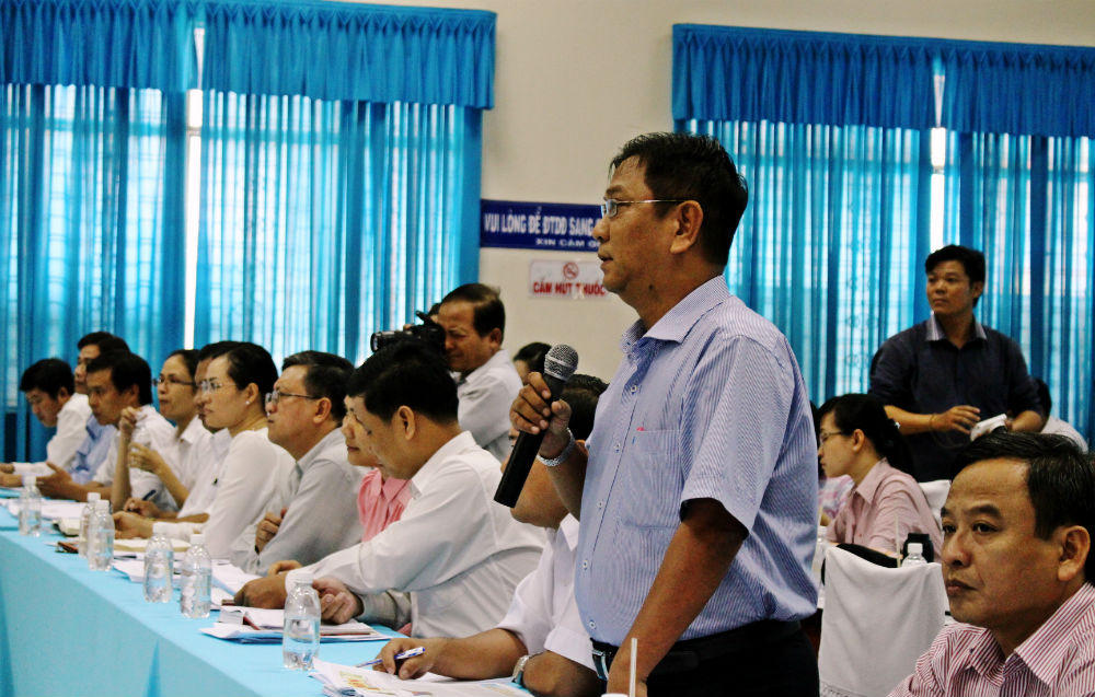 Bí thư Đinh La Thăng yêu cầu cách chức ngay một Trưởng phòng vô cảm với dân