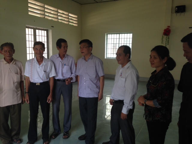 Bộ trưởng Lê Thành Long tận tâm lắng nghe và giải đáp thấu đáo nhiều kiến nghị của cử tri