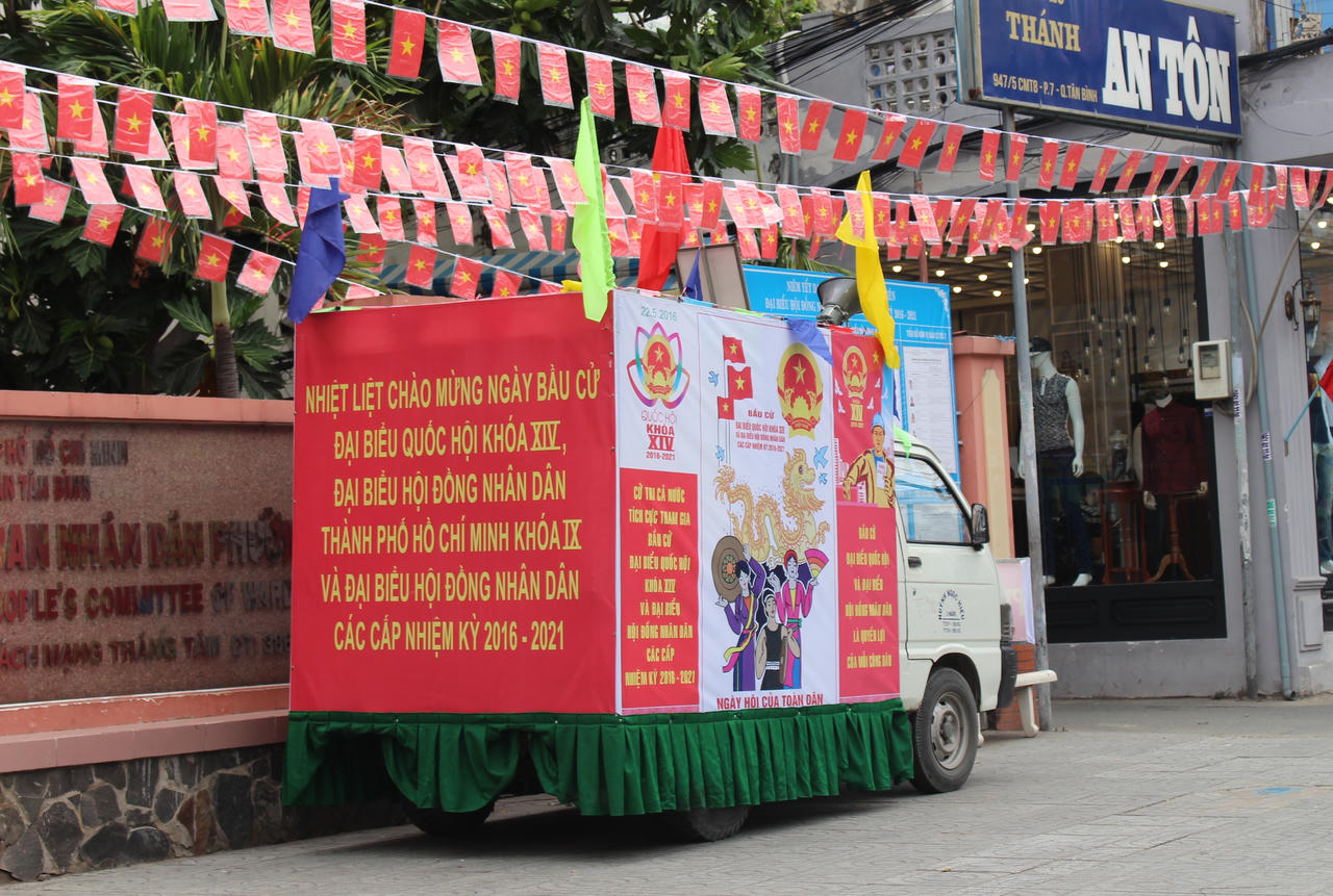 Cử tri TP Hồ Chí Minh náo nức trước ngày bầu cử