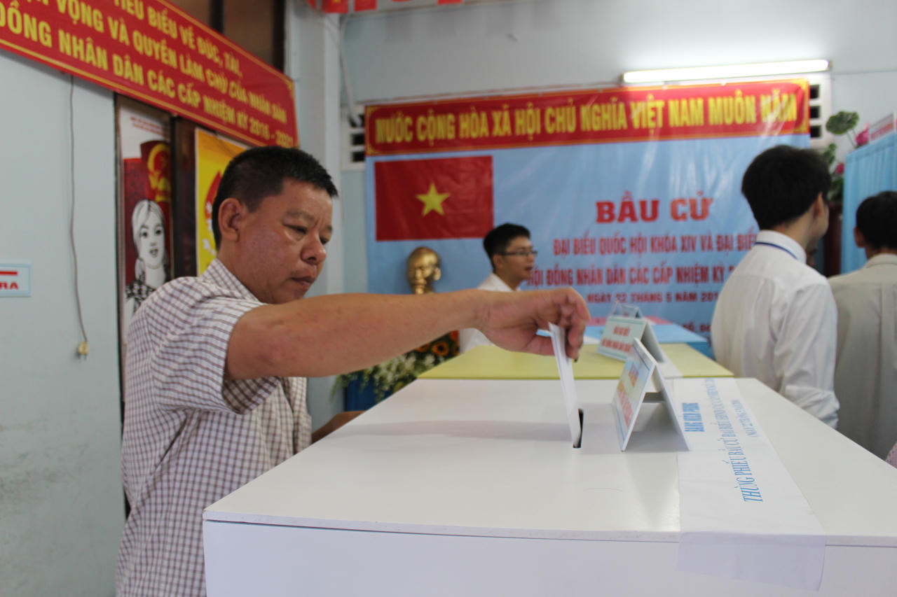 Chùm ảnh cử tri TP Hồ Chí Minh nô nức đi bỏ phiếu