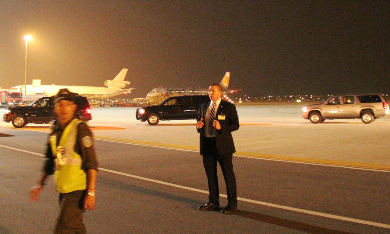 Lực lượng Mật vụ Mỹ gây ấn tượng khi  tháp tùng Tổng thống Obama 