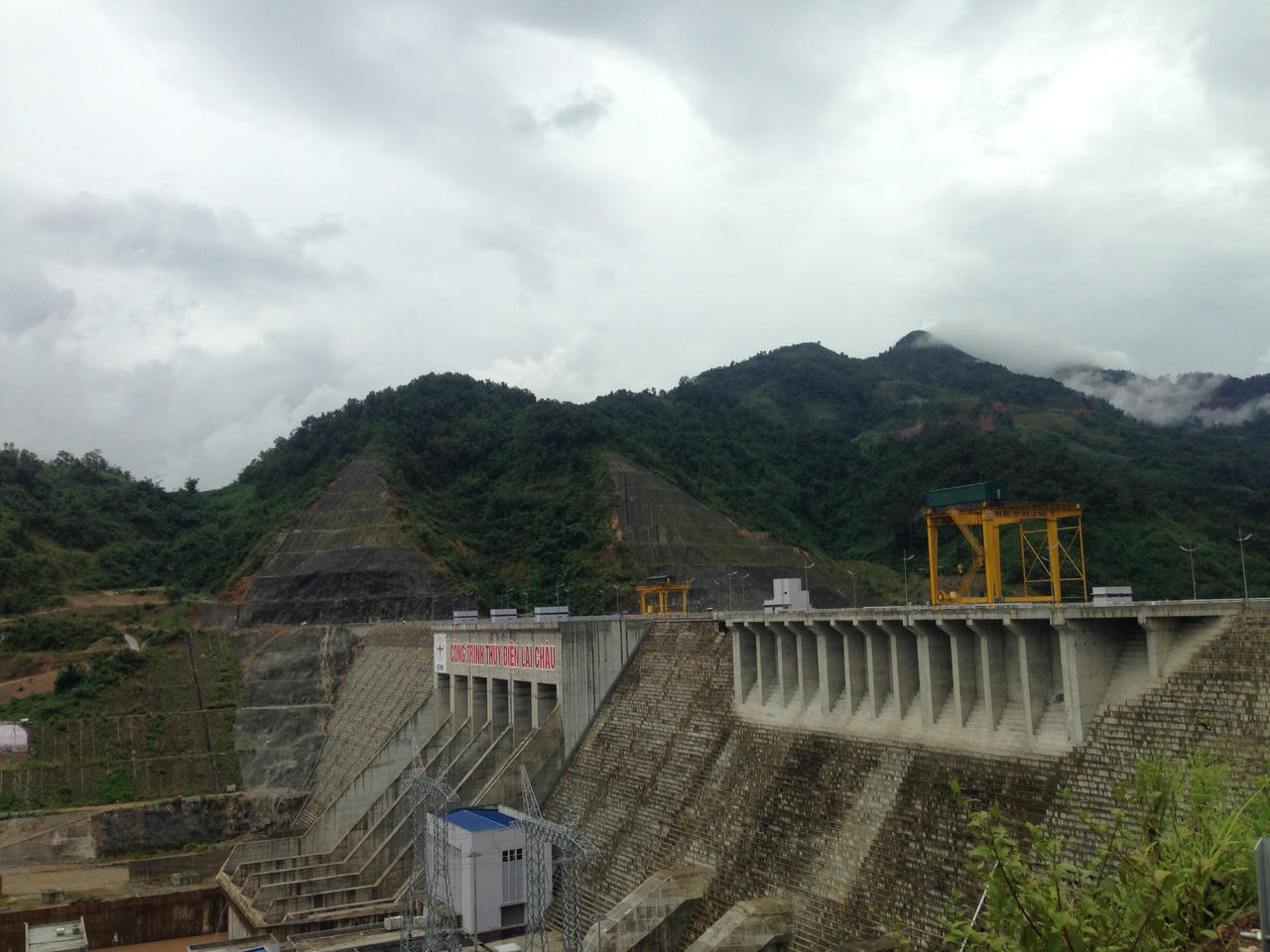 Lớp Cao cấp Lý luận chính trị K66-B5 thăm và làm việc tại Đồn Biên phòng Mường Mươn