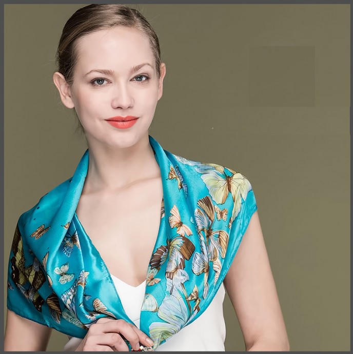 Những mẫu khăn quàng bạn gái nên có mùa đông 2016