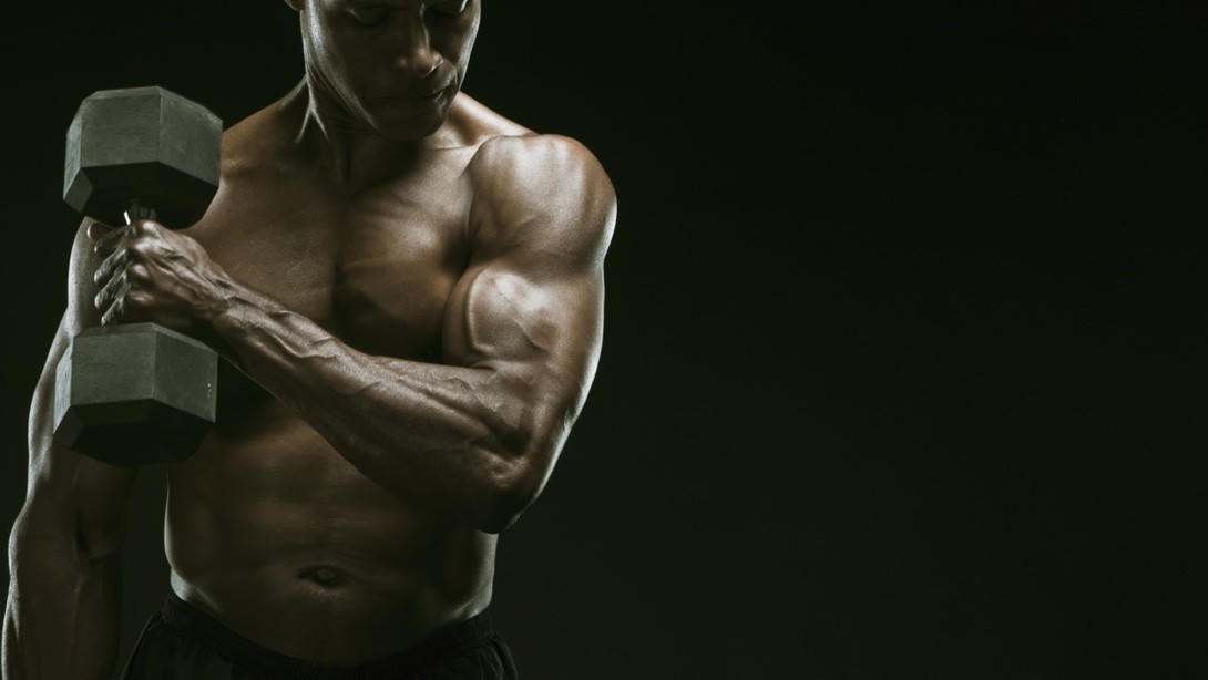 Lợi ích của các động tác thể hình tập với tạ đơn