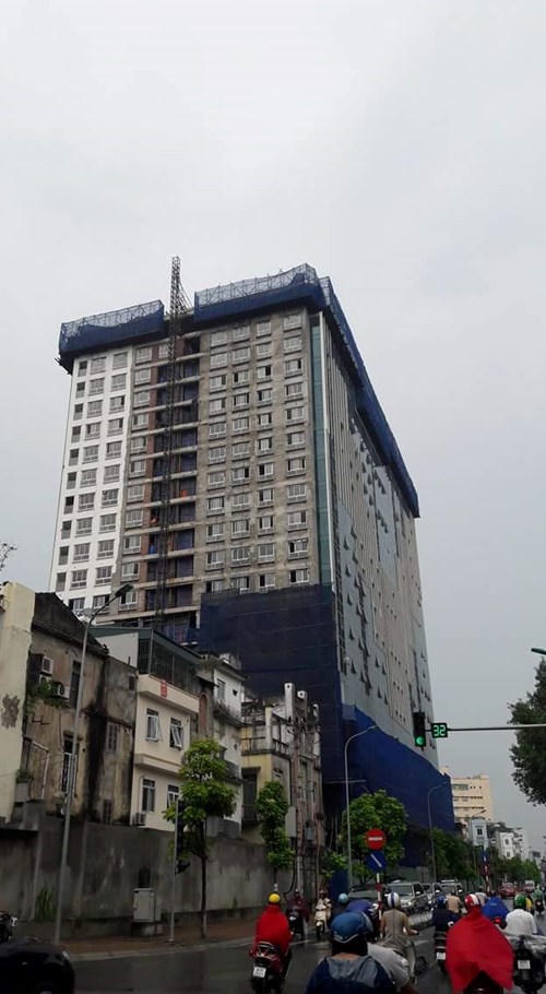 Vì sao Sở Xây dựng Hà Nội liên tục "né" trả lời vụ 8B Lê Trực?