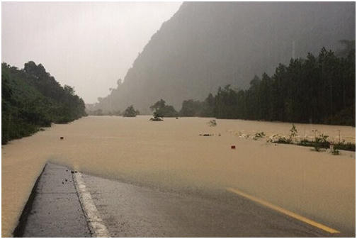 Tin lũ khẩn cấp trên các sông ở miền Trung, đề phòng lũ quét
