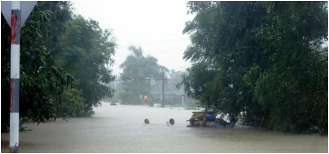 Tin lũ khẩn cấp trên các sông ở miền Trung, đề phòng lũ quét