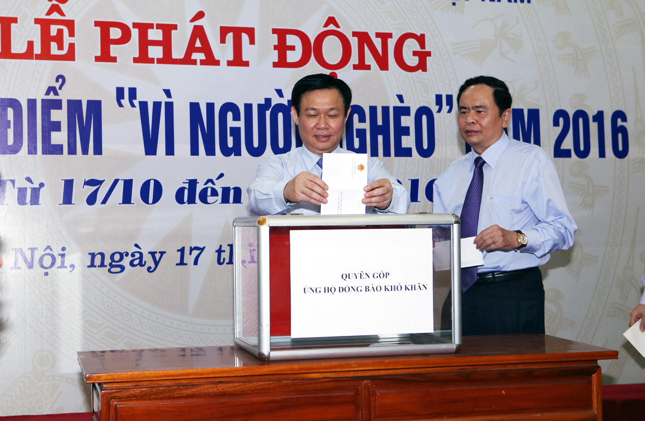 Ngày đầu phát động, đã có hơn 348 tỷ đồng ủng hộ người nghèo 