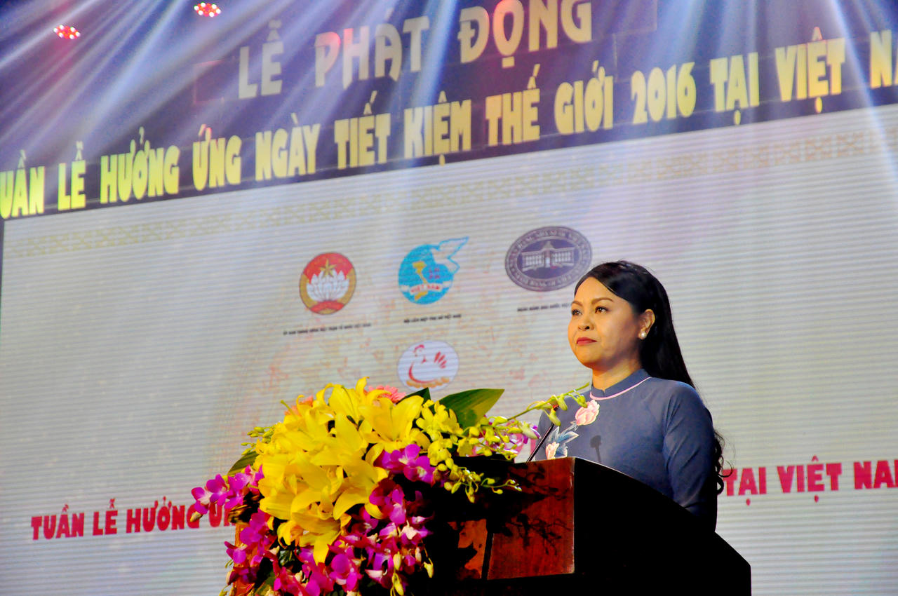 Chủ tịch Nguyễn Thiện Nhân chia sẻ nhiều câu chuyện ý nghĩa về tiết kiệm 