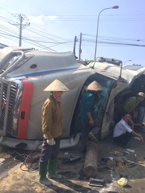 Ba Vì, Hà Nội:  Tai nạn giao thông kinh hoàng, 6 người thương vong