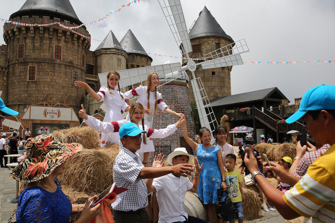 Bà Nà Hills lọt top dịch vụ được Tin & Dùng nhất Việt Nam 2016