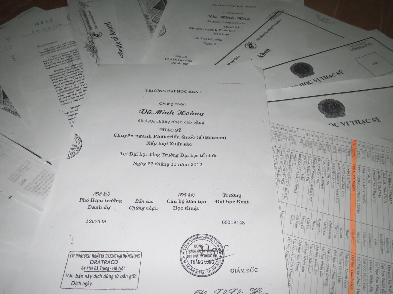 Dư luận có “khắt khe” với Vụ phó “thần tốc” 26 tuổi?